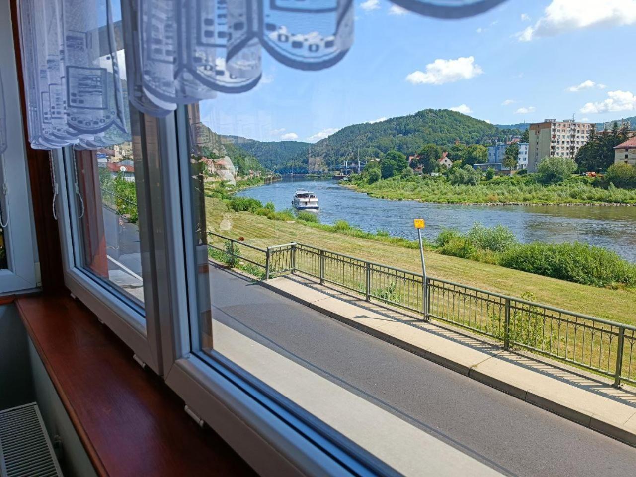 U Bocmana S Vyhledem Na Zamek A Labe Apartment Decin Exterior photo